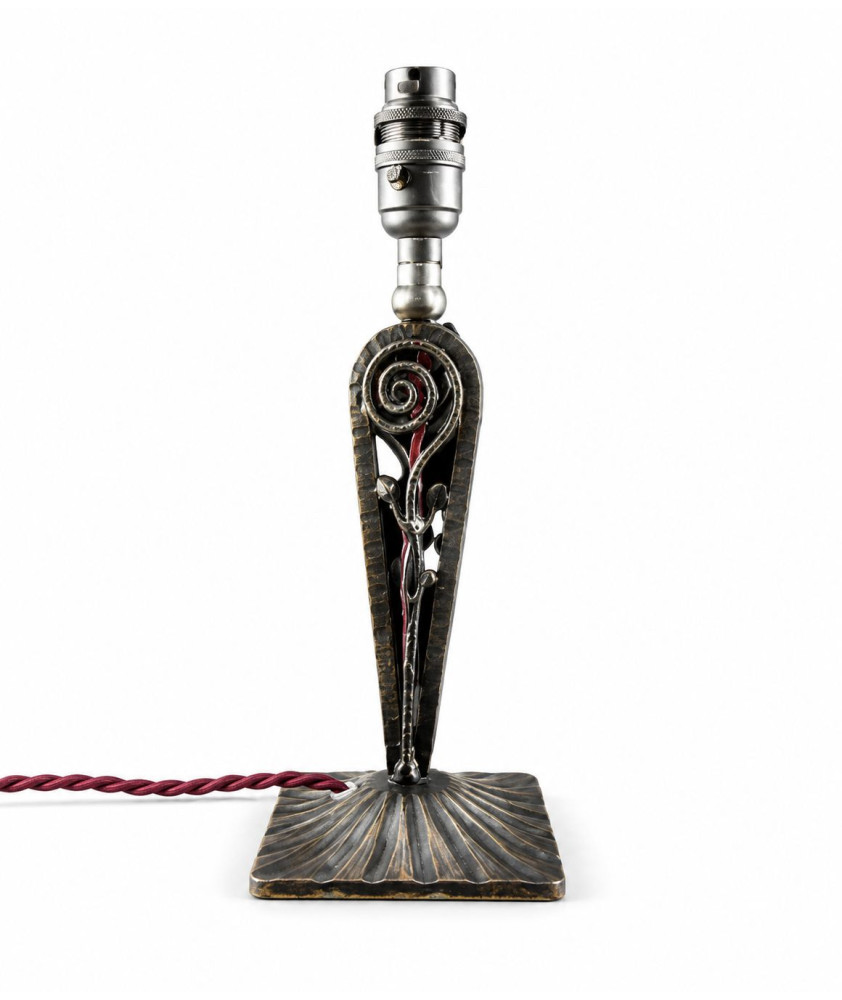Early 20th Century Iron Table Lamp Early 20th Century Iron Table Lamp